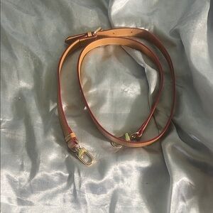 Leather Crossbody Strap in Tan with Red Edge